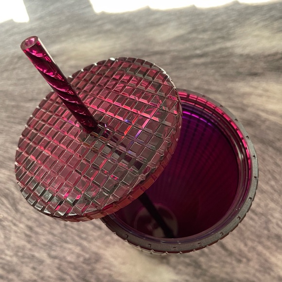 NWT - Starbucks Black Cherry Cross-Checkered Textured 24oz Tumbler w/straw - Picture 6 of 6